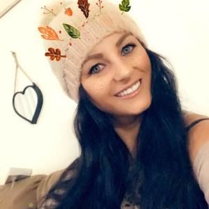 Meet your Posher, Elena